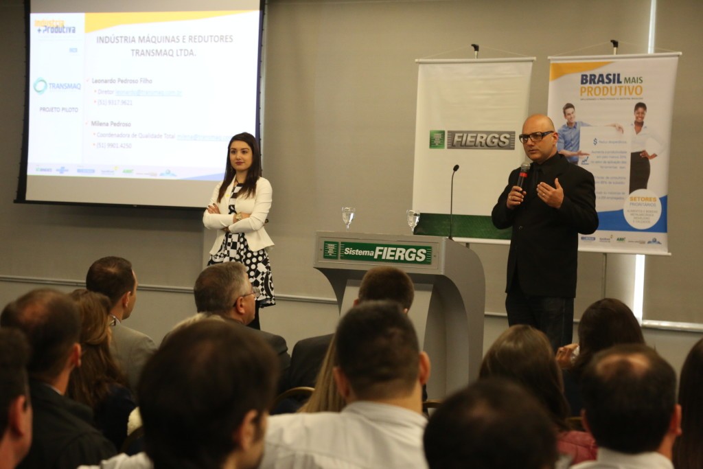Milena Pedroso e Leonardo Pedroso apresentam resultados obtidos durante participação no Programa